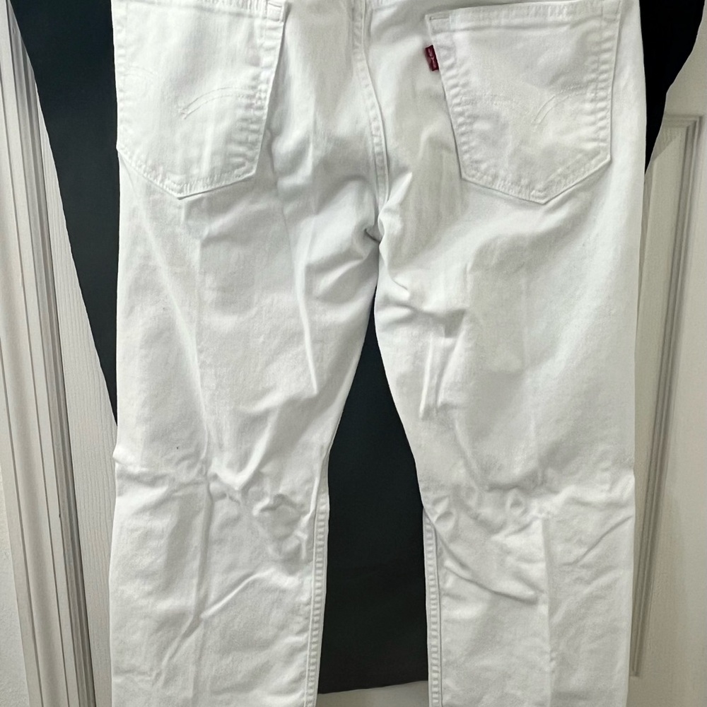 Levi's Crisp White Denim - Picture 4 of 5